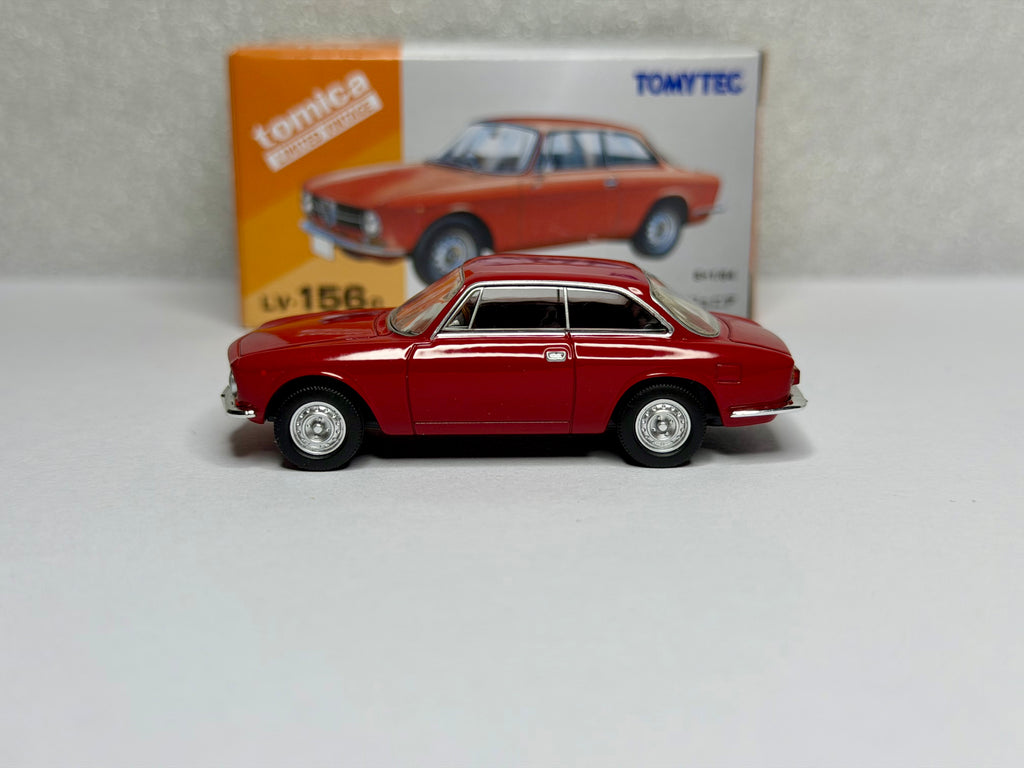 Tomica Limited Vintage 1:64 Alfa Romeo GT1600 Junior Red LV-156c