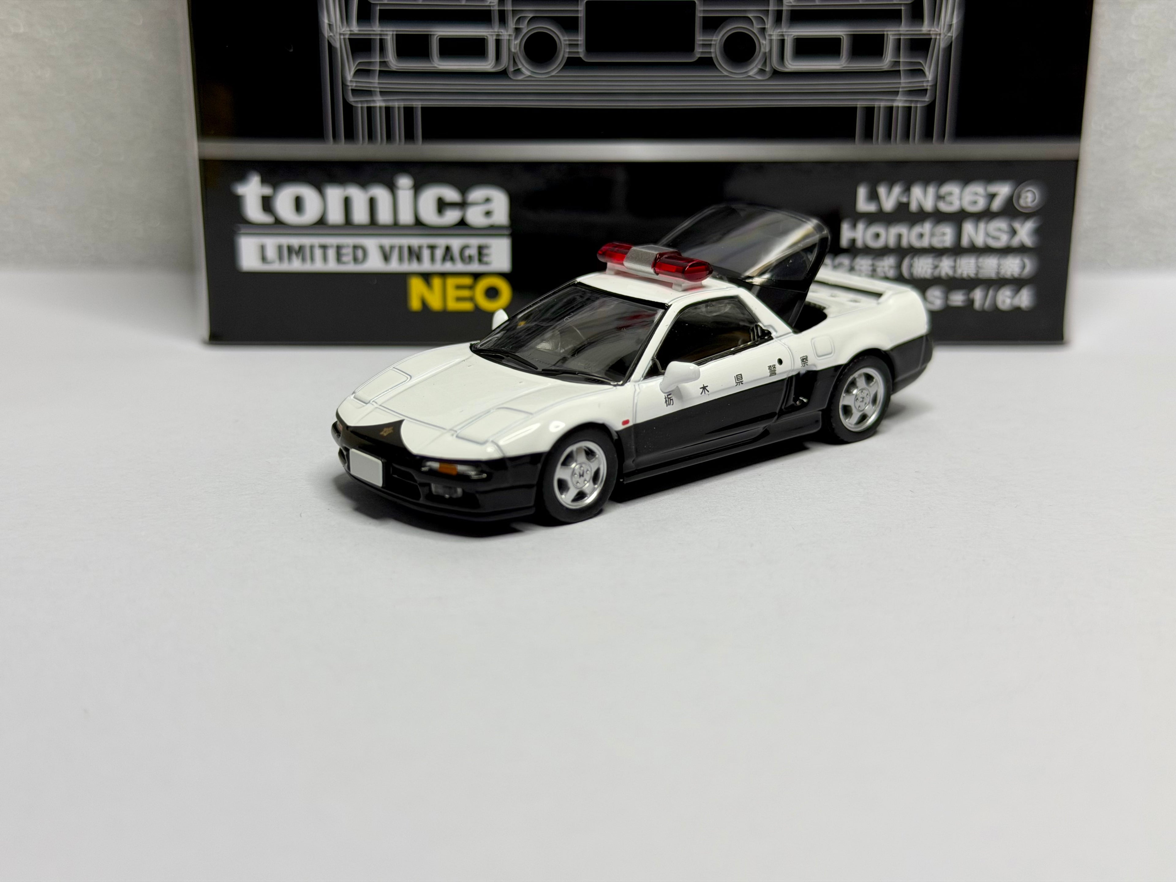 Tomica Limited Vintage 1:64 Honda NSX Patrol Car 1992 LV-N367a