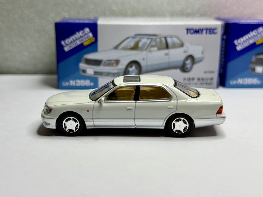Tomica Limited Vintage 1/64 Toyota Celsior(Green/White) Japan Exclusive