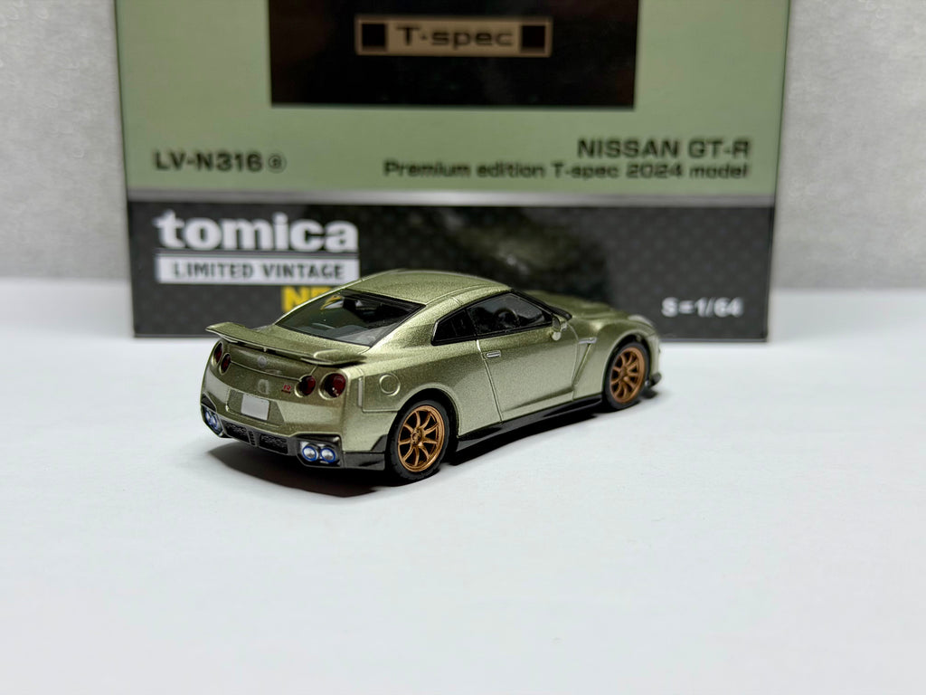 トミカリミテッドヴィンテージ 1/64 日産 GT-R T-Spec 2024 ミレニアムジェイド LV-N316a