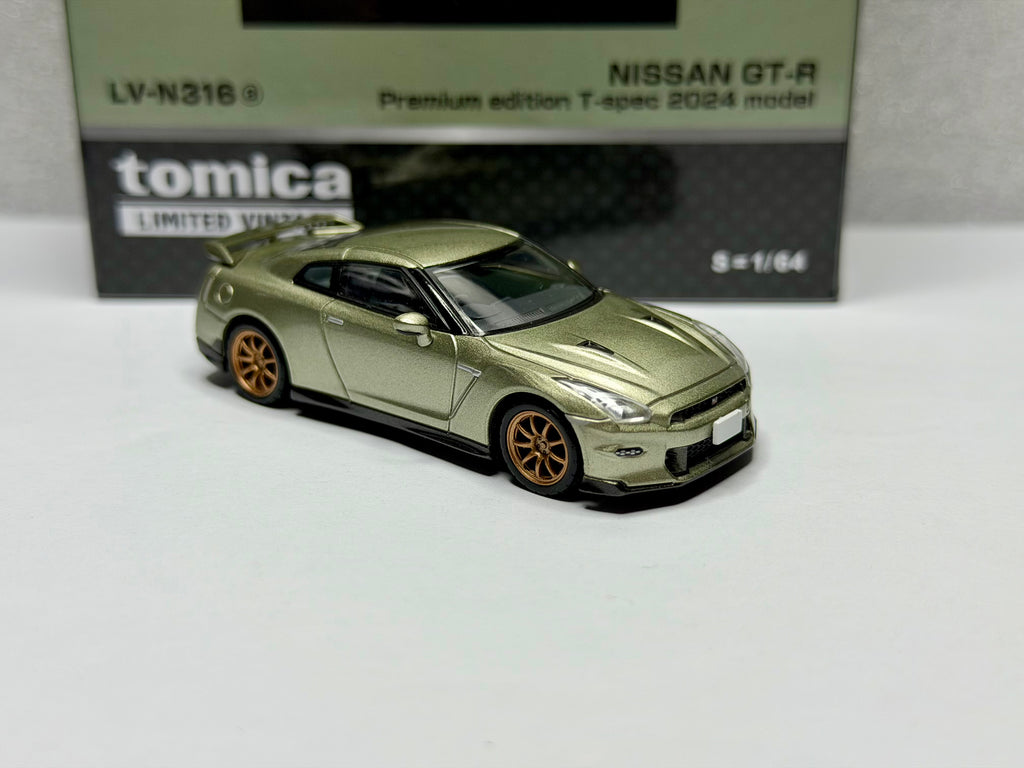 トミカリミテッドヴィンテージ 1/64 日産 GT-R T-Spec 2024 ミレニアムジェイド LV-N316a