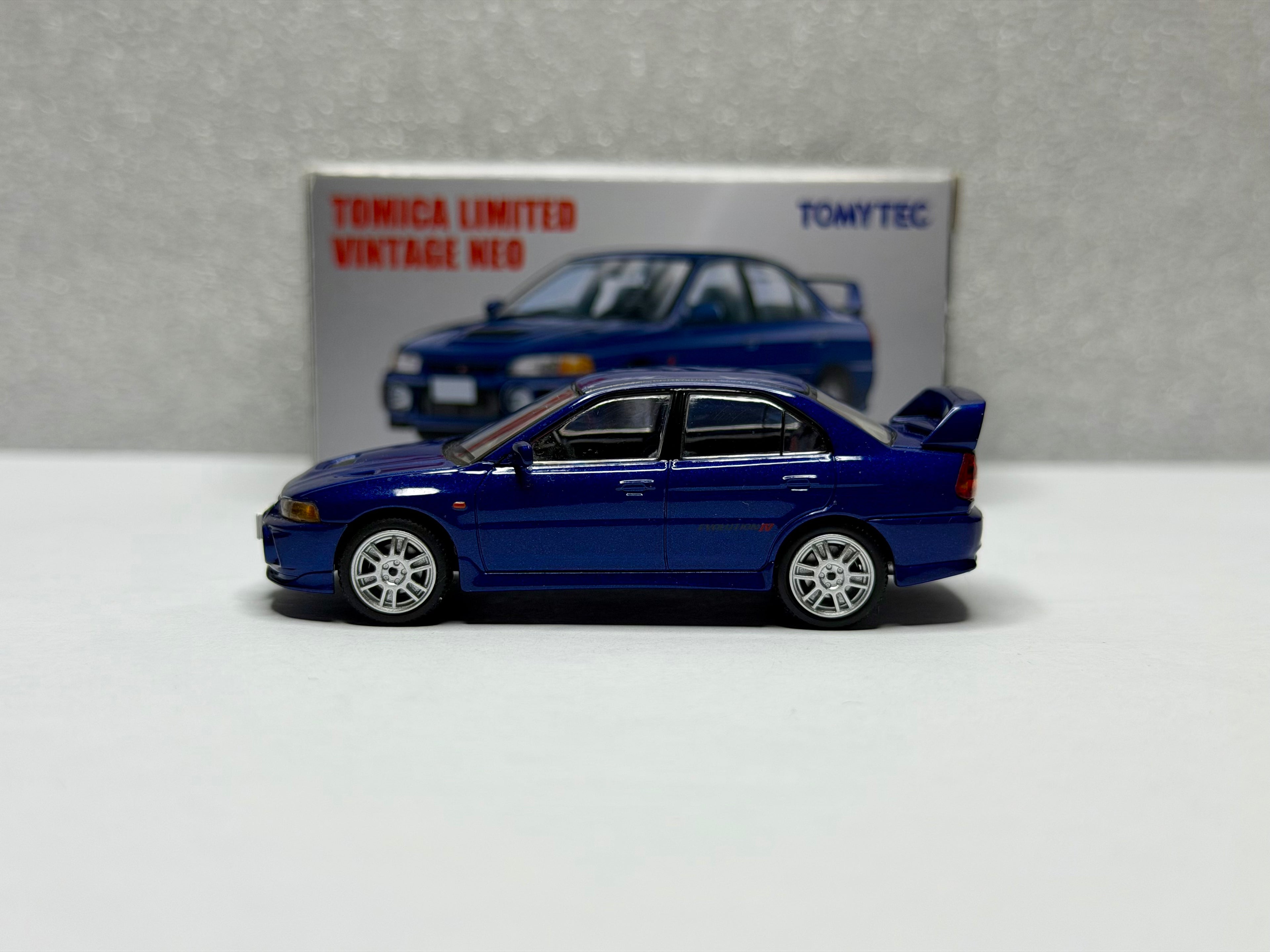 Tomica Limited Vintage 1/64 Mitsubishi Lancer Evolution 4 GSR Blue Metallic LV-N186e