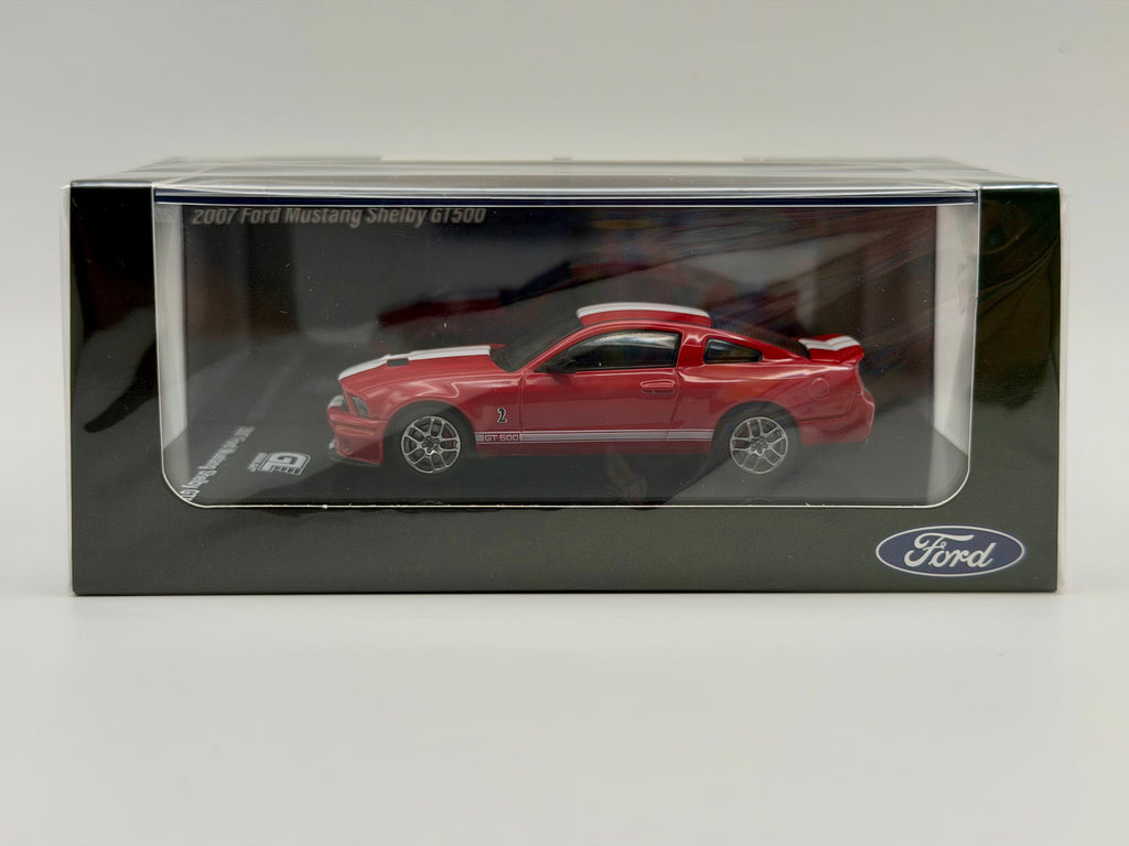 Motorhelix x Greenlight 1:64 Ford Mustang Shelby GT500 2007 RED