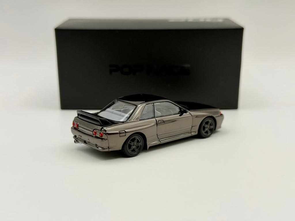 Pop Race 1:64 Nissan GT-R R32 Dark Chrome - PRDC002