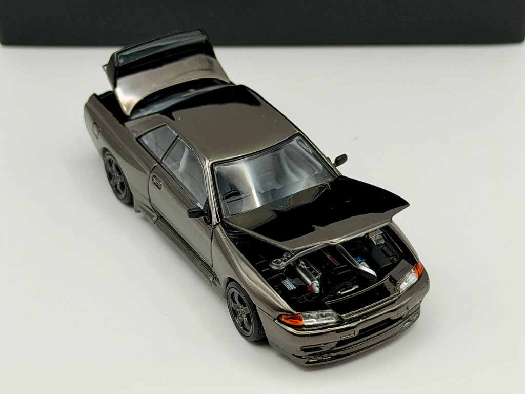 Pop Race 1:64 Nissan GT-R R32 Dark Chrome - PRDC002