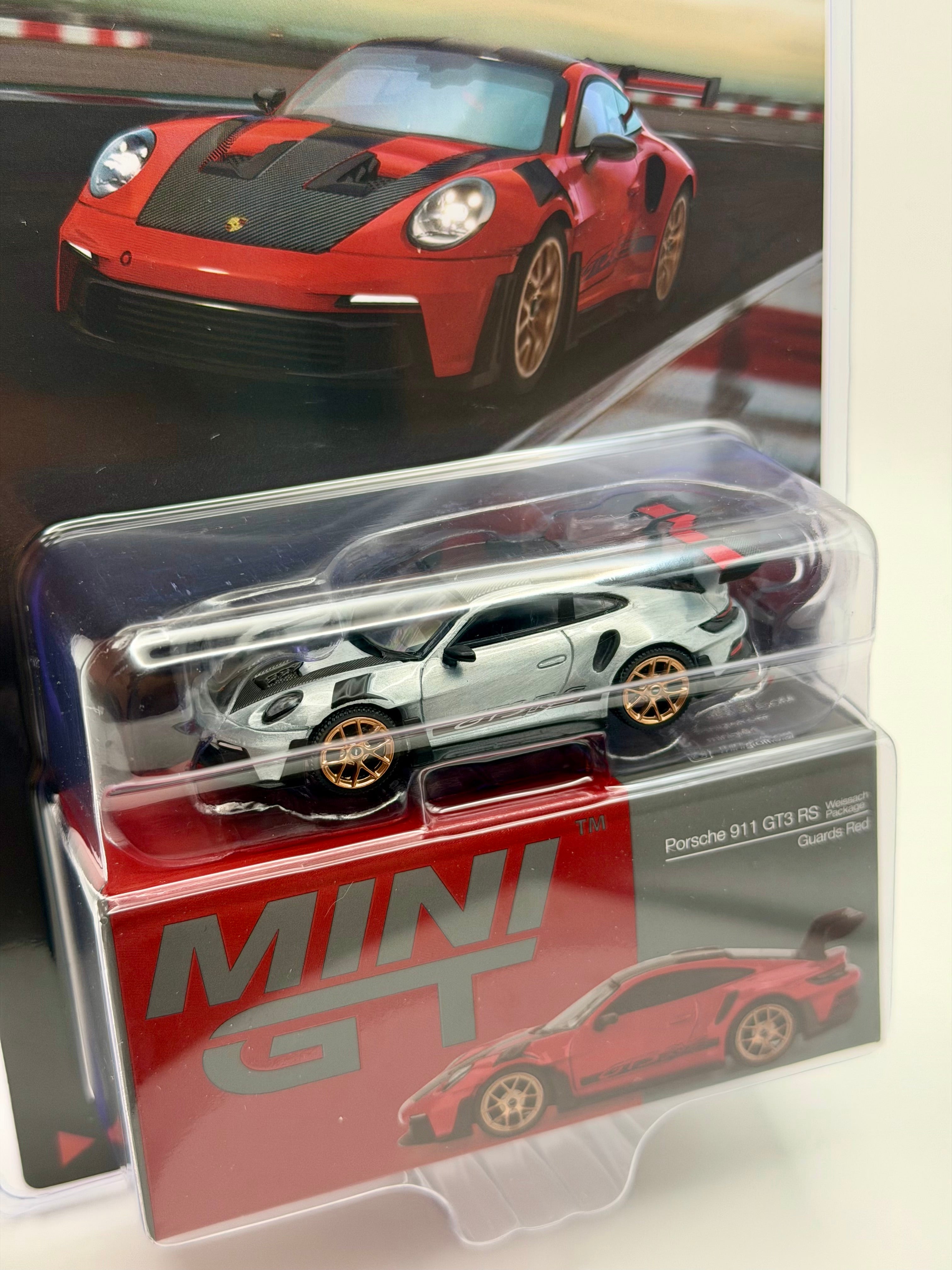 CHASE! Mini GT 1:64 Porsche 911 (992) GT3 RS Weissach Package – Guards Red #1060