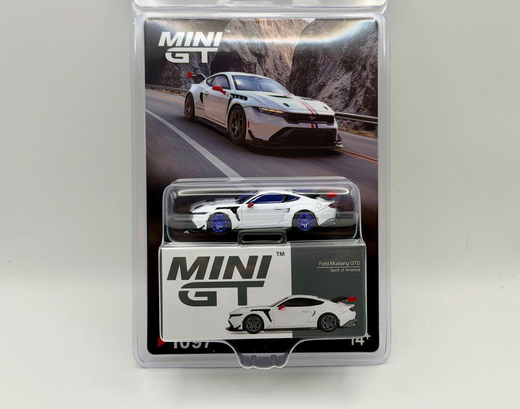 CHASE! Mini GT 1:64 Ford Mustang GTD Spirit of America – White #1097