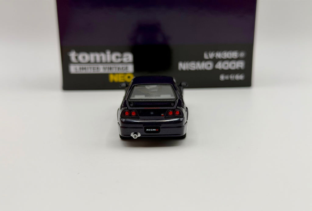 Tomica Limited Vintage 1:64 Nissan 400R(Midnight Purple/Crystal White) LV-N305d/e