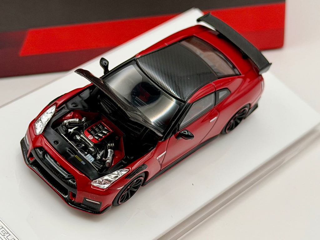 Motorhelix 1:63 Nissan GT-R R35 Nismo 22'(Stealth Gray/Vibrant Red)