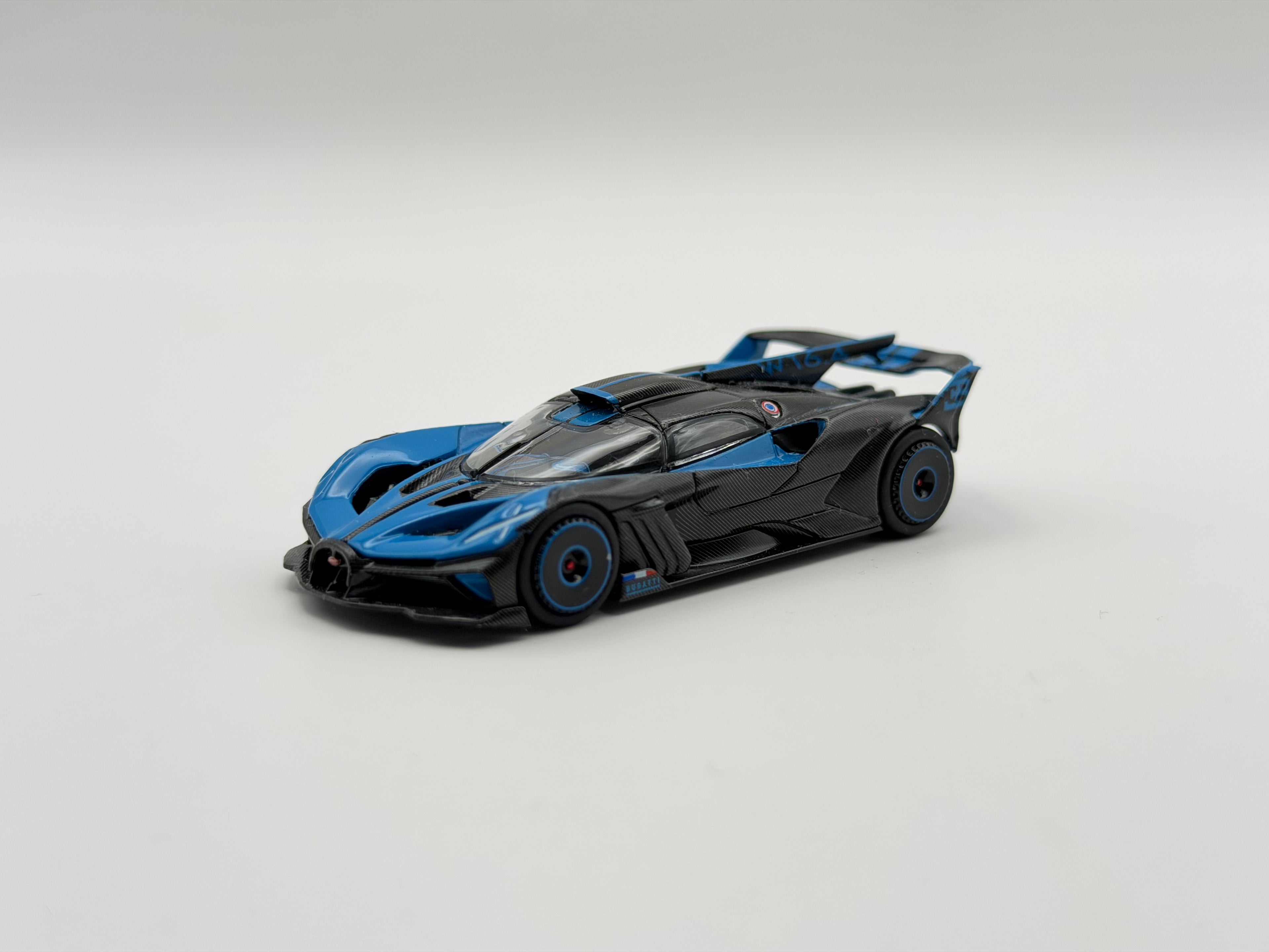 Mini GT 1:64 Bugatti Bolide Presentation #1063