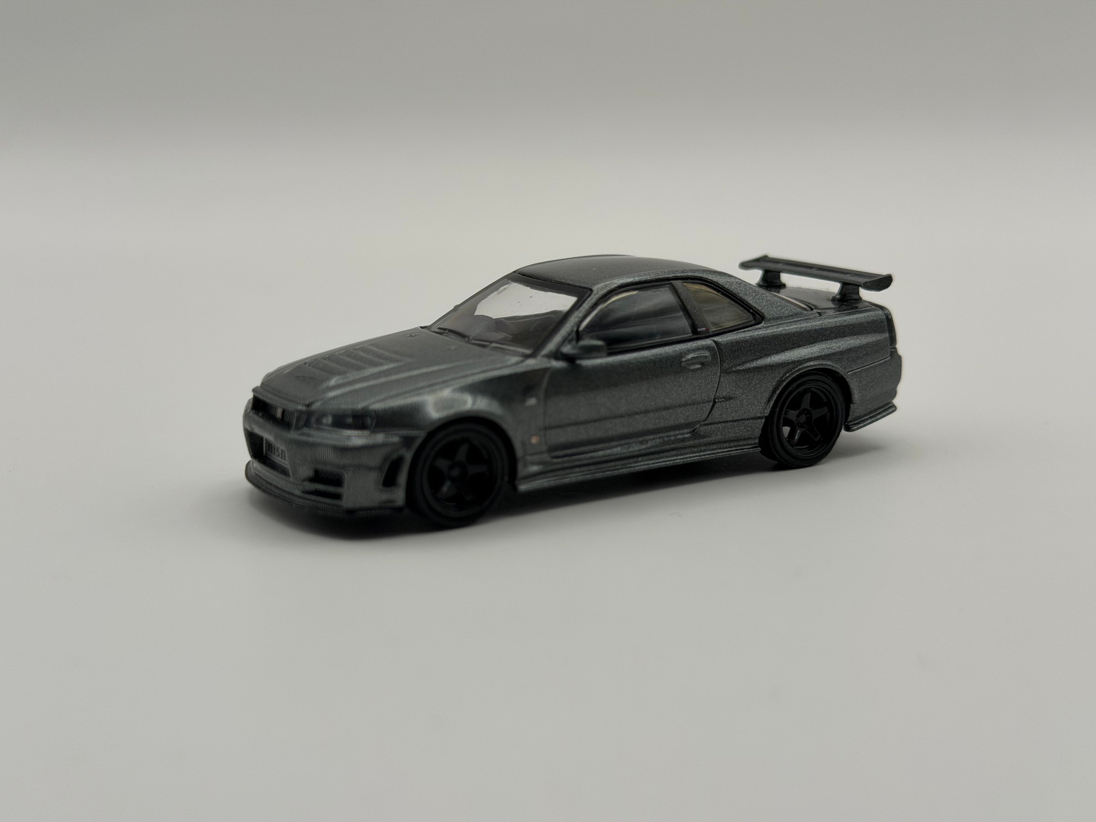 Mini GT 1:64 Nissan Skyline GT-R Dark Metal Gray (NISMO BNR34 CRS Version) #1160