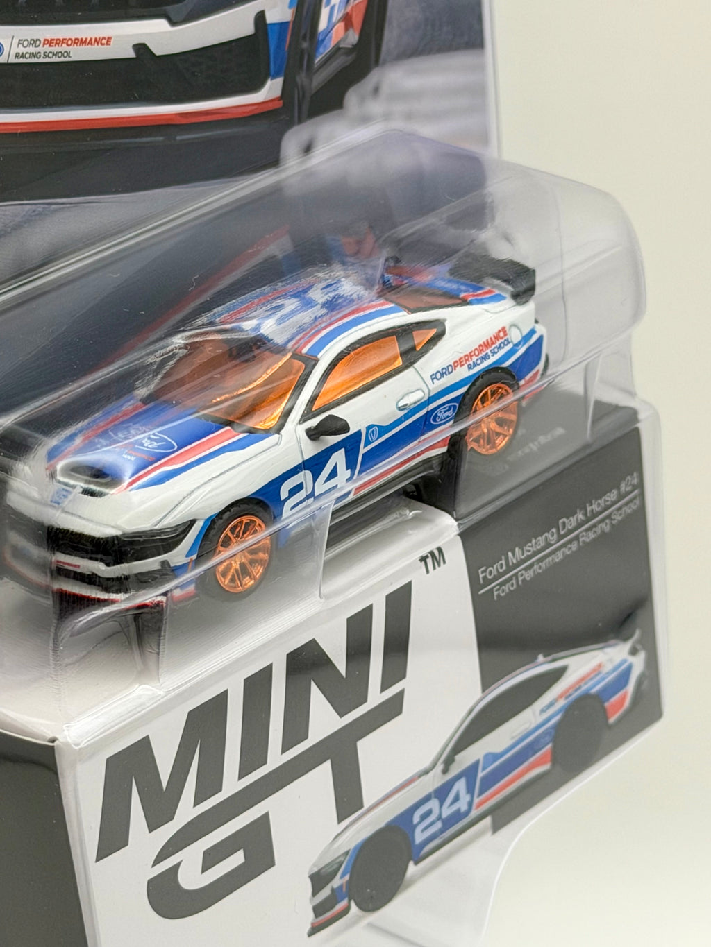 CHASE! Mini GT 1:64 Ford Mustang Dark Horse #24 Ford Performance Racing School #1172