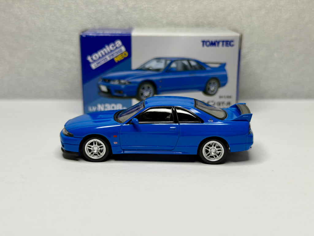 Tomica Limited Vintage 1/64 Nissan GT-R R33 LM Champion Blue LV-N308e