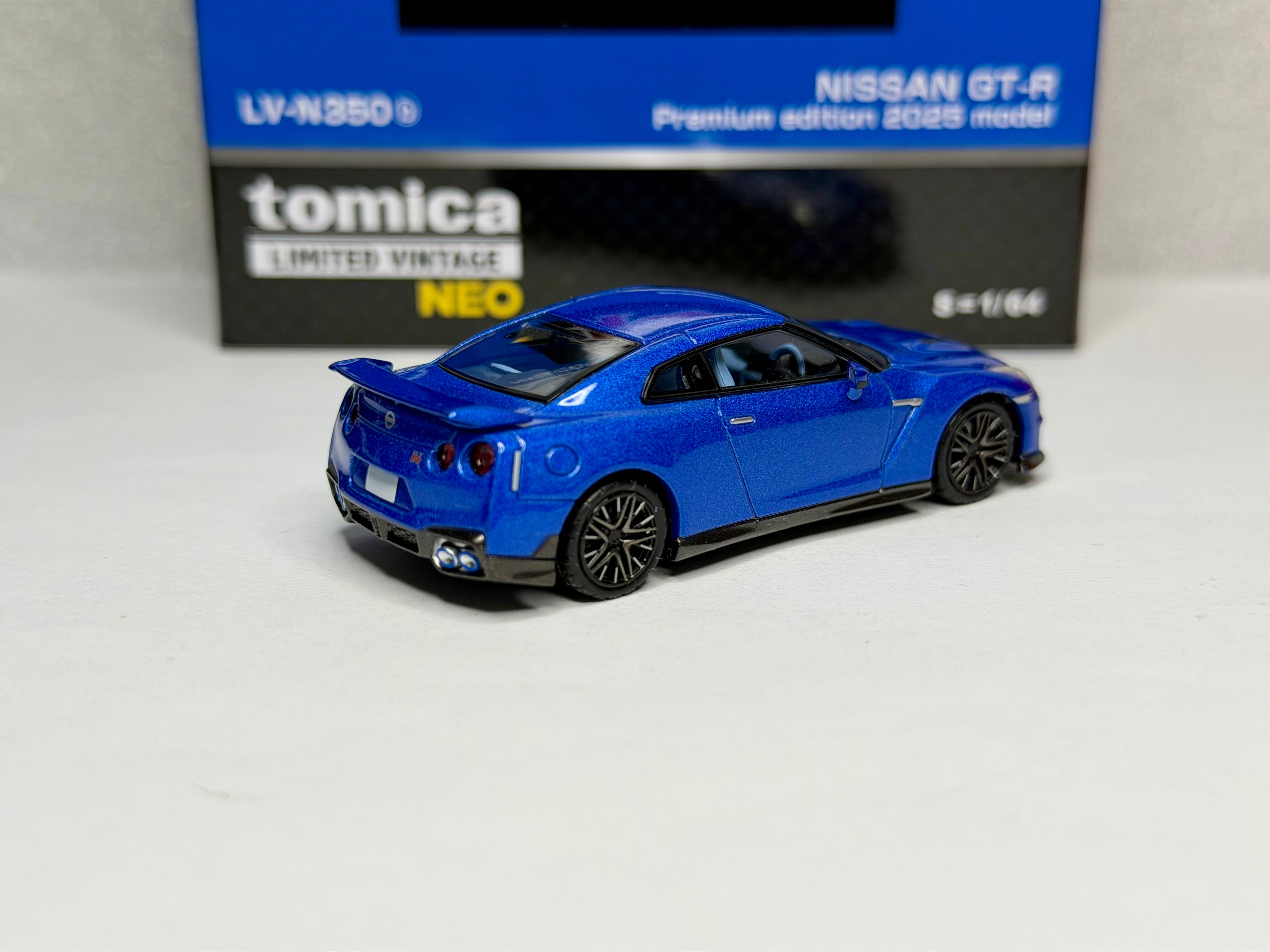 Tomica limited vintage 1/64 Nissan GT-R R35 Premium 2025 Bayside Blue