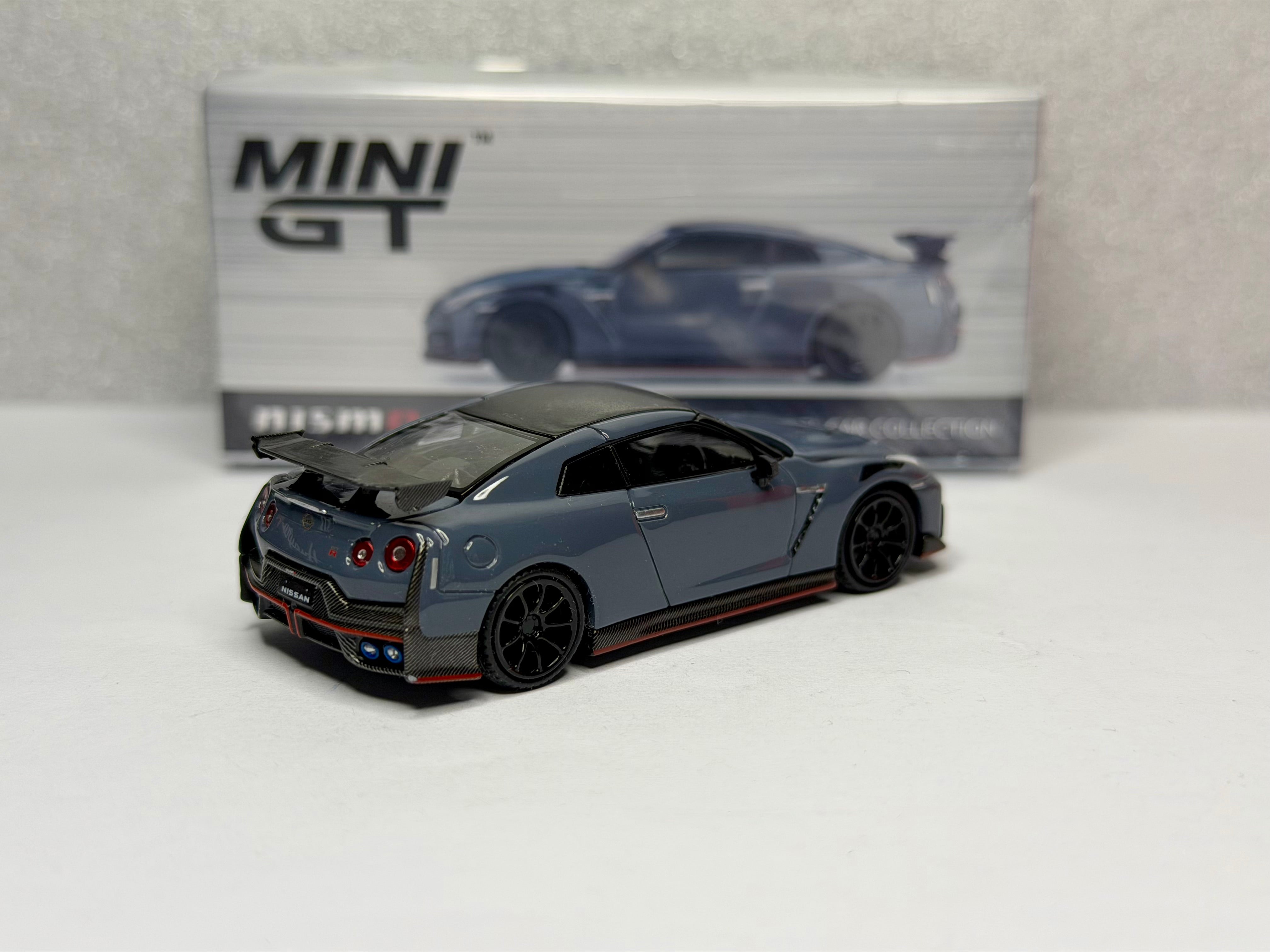 Mini GT 1/64 Nissan GT-R R35 Nismo Japan Omori Factory Packaging