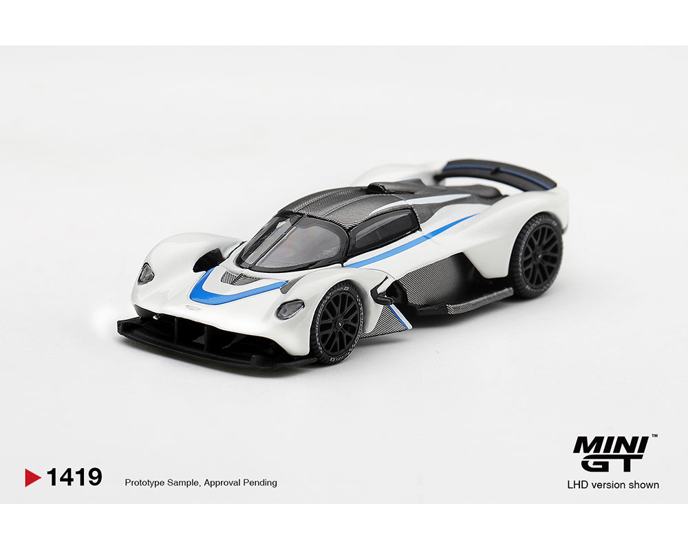 (Preorder) Mini GT 1:64 Aston Martin Valkyrie – Escaping White #1419
