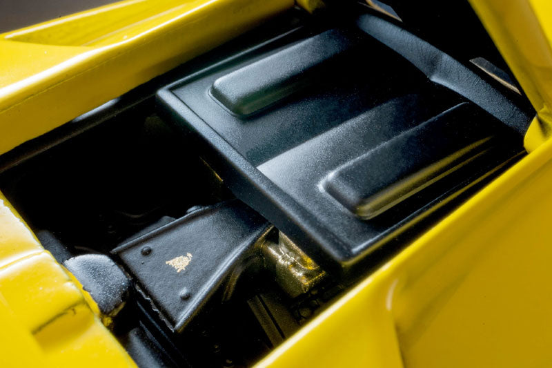 (Preorder) Tomica Limited Vintage LV-N Lamborghini Diablo SE30 Jota Giallo