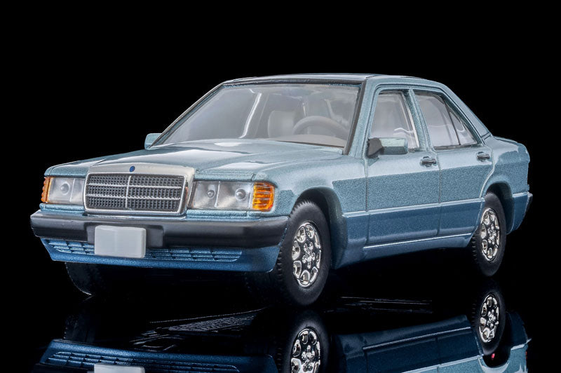 (Preorder)Tomica Limited Vintage NEO 1:64 Mercedes-Benz 190 E (Pearl Blue/Two-Tone) '92 Model  LV-N77c