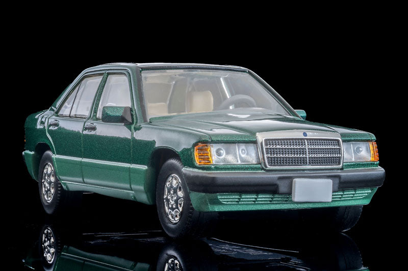 (Preorder) Tomica Limited Vintage NEO 1:64 Mercedes-Benz 190 E (Green/Two-Tone) 92 Model LV-N77d