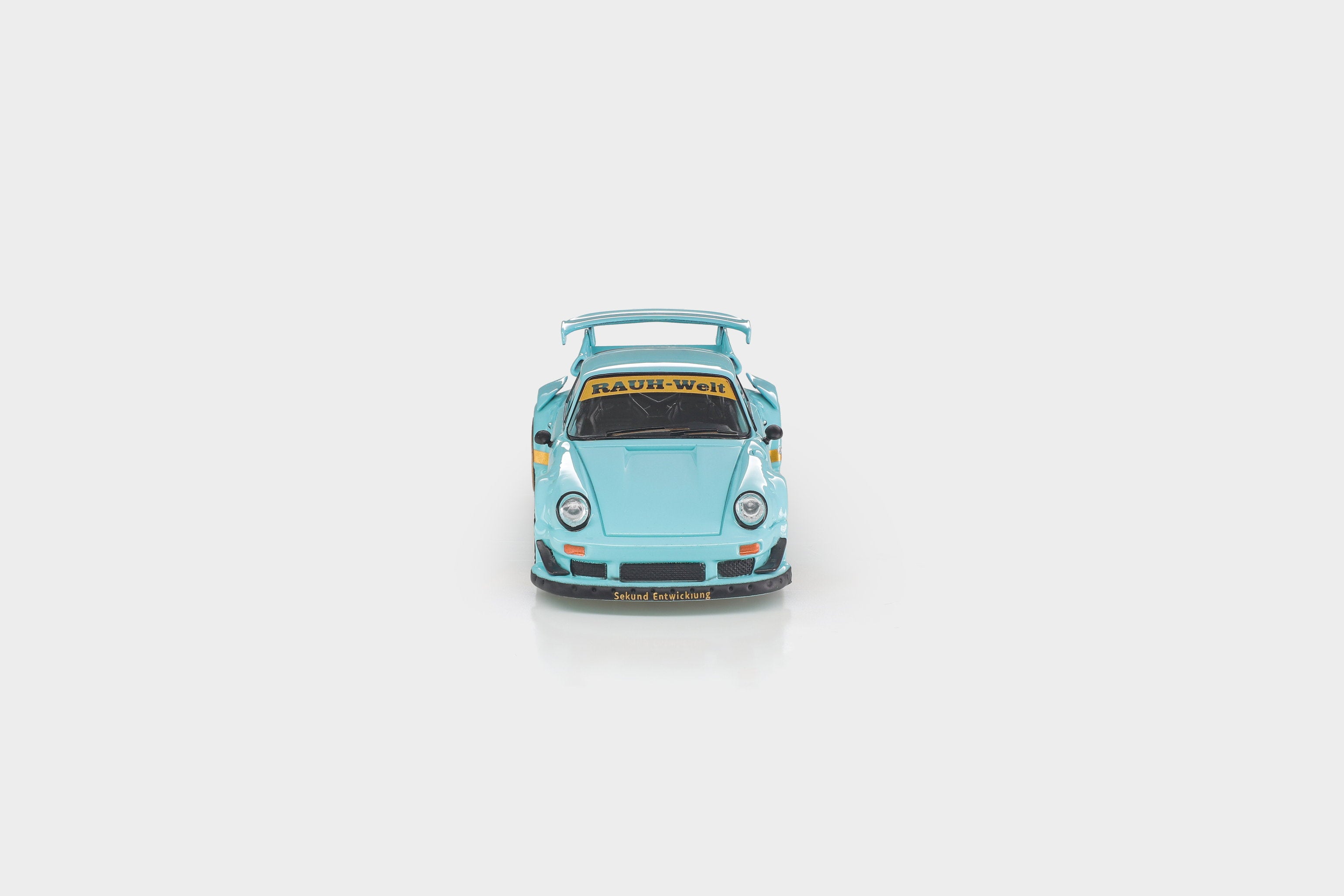 (Preorder) MODELMODEL 1:64 RWB 930 Tiffany Blue