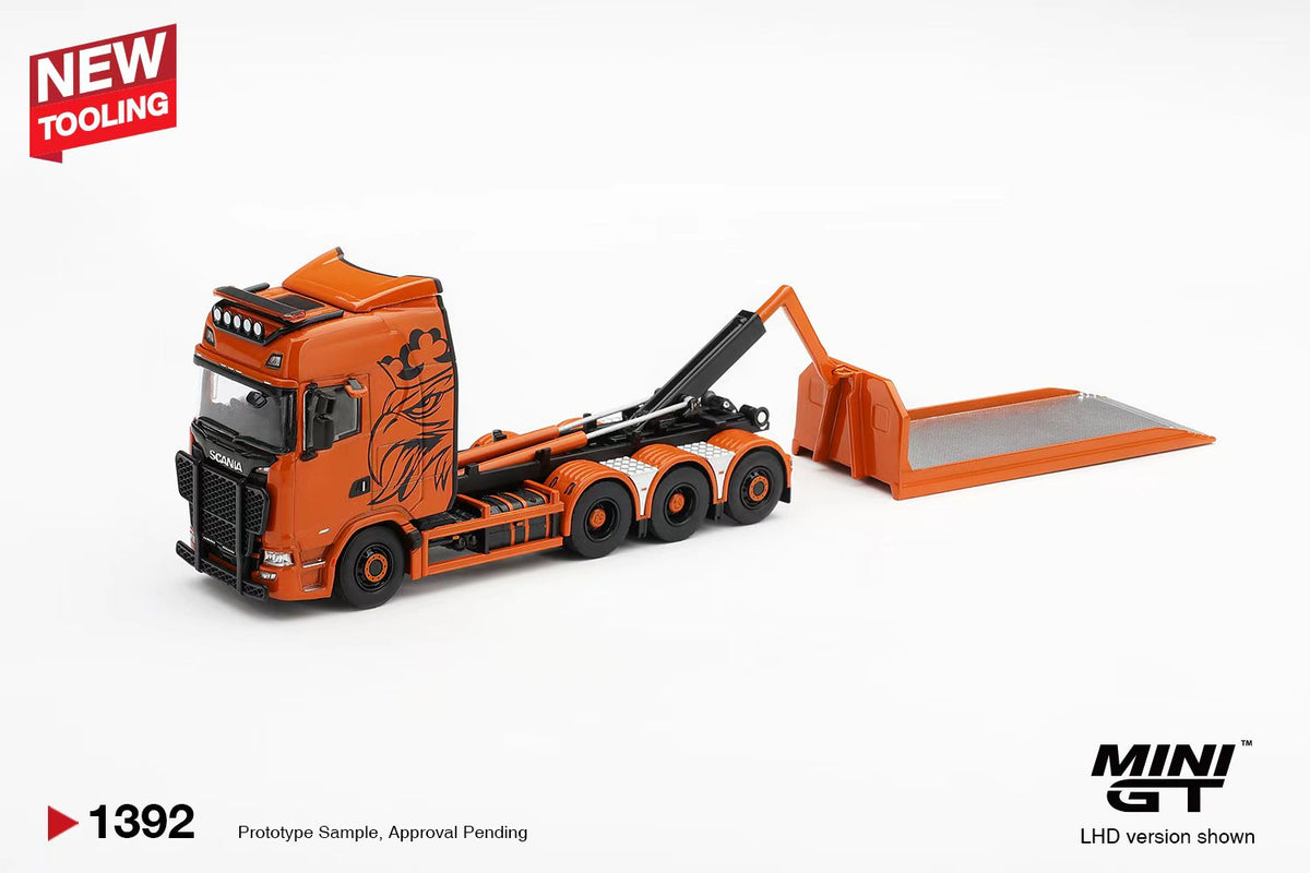 (Preorder) Mini GT 1:64 Scania 770S B8x4NA Hooklift Flatbed Orange #1392