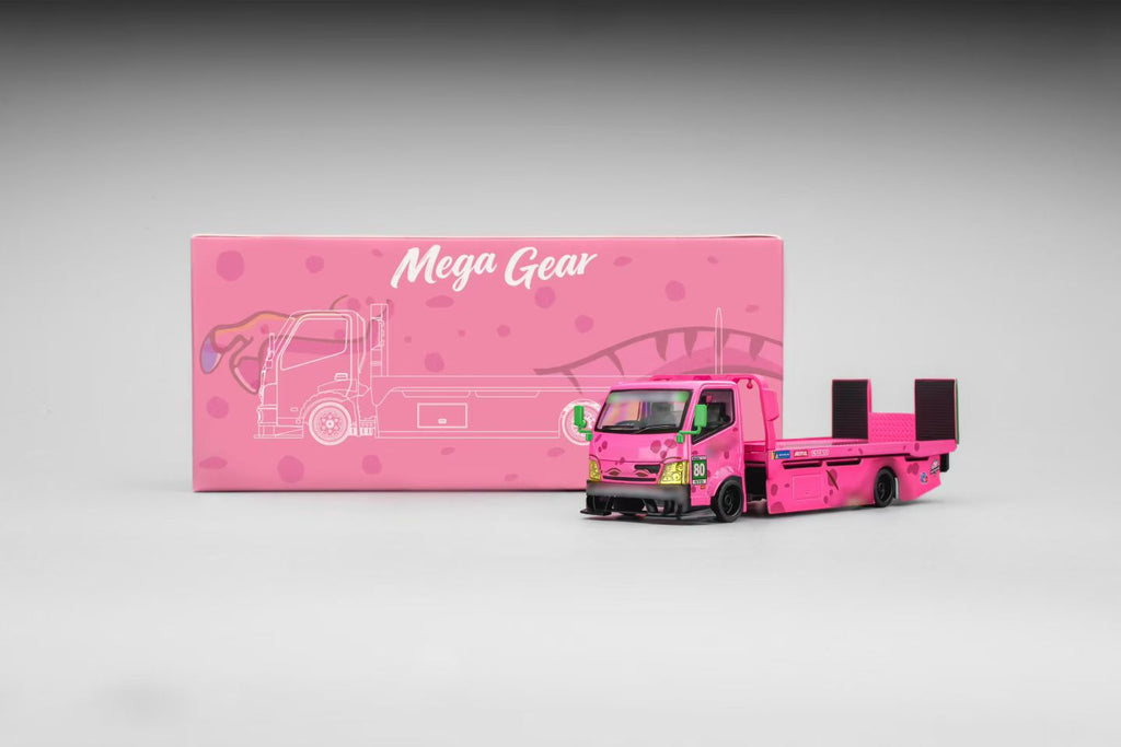 Mega Gear 1:64 CUSTOM TOW TRUCK ROXY Pink Diecast Model