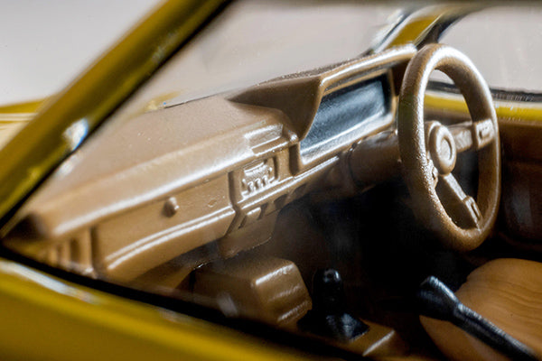 (Preorder) Tomica Limited Vintage 1:64 LV-N373b Datsun Truck King Cab GL (Yellow) 83 Model