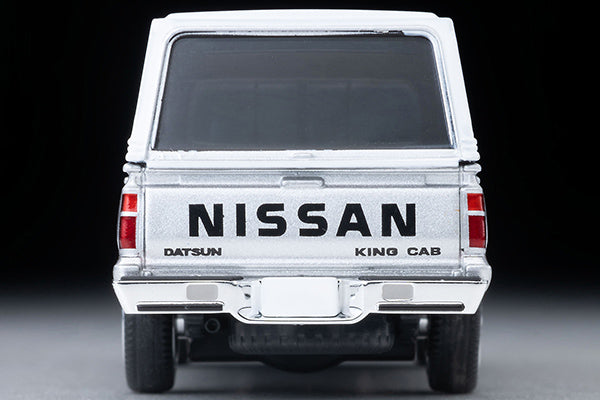(Preorder) Tomica Limited Vintage 1:64 LV-N374b Nissan Truck King Cab (Silver) US Spec